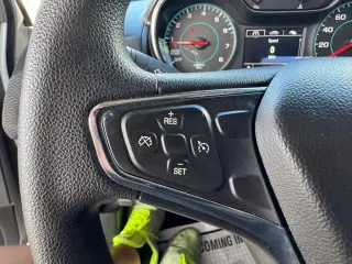 2017 Chevrolet Cruze 4dr Sdn 1.4L LT w/1SD