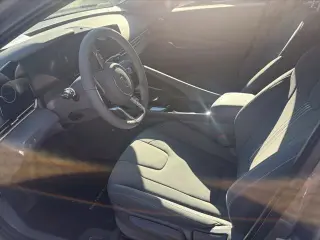 Hyundai ELANTRA 2024 SEL Sedán de 4 puertas