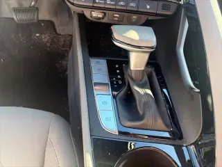 Hyundai ELANTRA 2024 SEL Sedán de 4 puertas