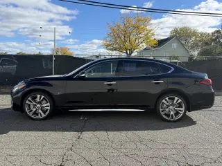 2019 Infiniti Q70L 3.7 LUXE AWD