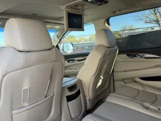 2019 Cadillac Escalade ESV 4WD 4dr Premium Luxury