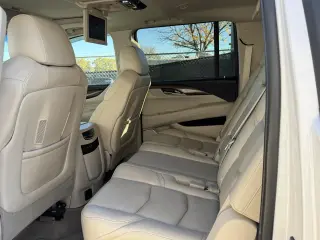 2019 Cadillac Escalade ESV 4WD 4dr Premium Luxury
