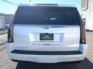 2019 Cadillac Escalade ESV 4WD 4dr Premium Luxury