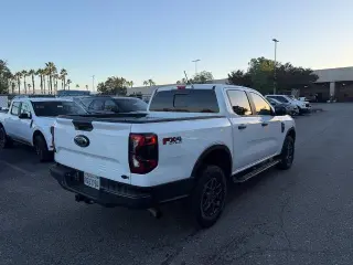 Ford Ranger 2024 4x4 XLT 4 puertas SuperCrew 5.0 ft. SB