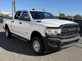 2022 RAM 2500 Tradesman 4x4 Crew Cab 6'4" Box