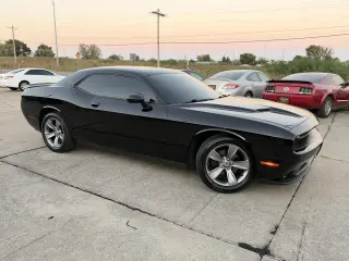 2015 Dodge Challenger SXT