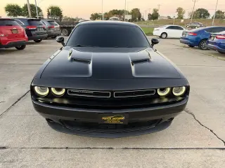 2015 Dodge Challenger SXT