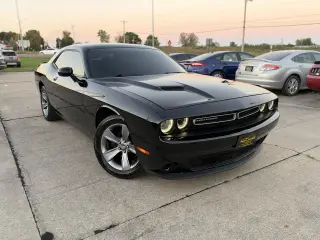 2015 Dodge Challenger SXT