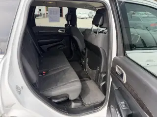 2013 Jeep Grand Cherokee 4WD 4dr Laredo