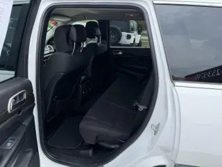 2013 Jeep Grand Cherokee 4WD 4dr Laredo