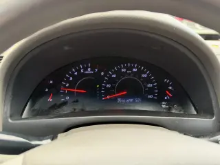 2011 Toyota Camry 4dr Sdn LE Auto