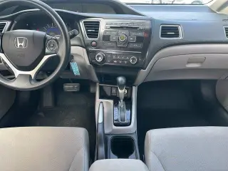 Honda Civic 2013 LX 4dr Sedán 5A