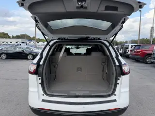 2017 Chevrolet Traverse LS