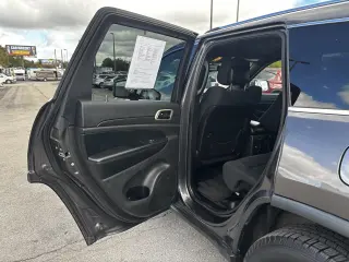 2016 Jeep Grand Cherokee 4WD 4dr Laredo