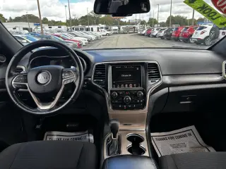 2016 Jeep Grand Cherokee 4WD 4dr Laredo