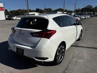 2018 Toyota Corolla iM 4D Hatchback
