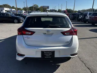 2018 Toyota Corolla iM 4D Hatchback