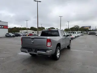 2020 RAM 1500 Big Horn 4x4 Crew Cab 5'7" Box