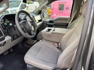 2019 Ford F-150 2WD SuperCrew 145" XLT