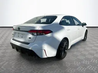 Toyota Corolla 2026 SE 4dr Sedán