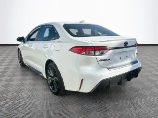 Toyota Corolla 2026 SE 4dr Sedán