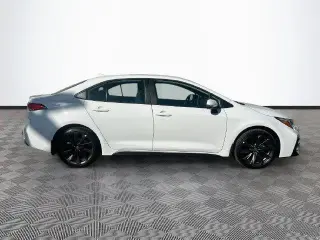 Toyota Corolla 2026 SE 4dr Sedán