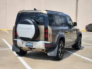 Land Rover Defender 2021 AWD 110 SE 4dr SUV
