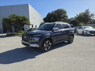 Hyundai VENUE 2026 SEL 4dr Crossover w/Two-Tone Roof