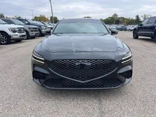 Genesis G70 2023 3.3T Estándar 4dr Sedán