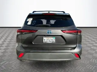 Toyota Highlander Hybrid 2023 AWD XLE 4dr SUV