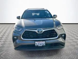Toyota Highlander Hybrid 2023 AWD XLE 4dr SUV