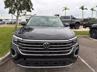 Volkswagen Atlas 2025 SE 4dr SUV con Tecnología