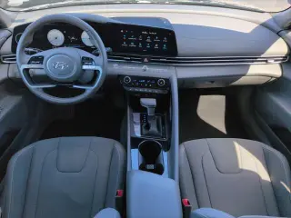 Hyundai ELANTRA 2023 SEL Sedán 4 puertas