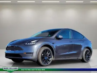 Tesla Model Y 2023 AWD Long Range 4dr Crossover