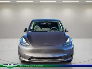 Tesla Model Y 2023 AWD Long Range 4dr Crossover
