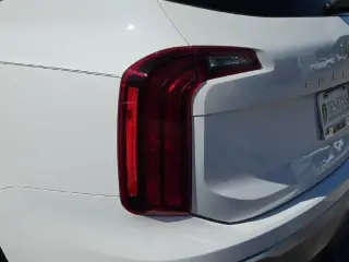Kia Telluride 2023 AWD S 4dr SUV