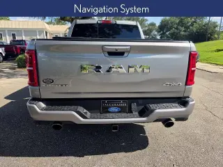 Ram 1500 2025 4x4 Limitado 4dr Cabina de Crew 5.6 ft. Pickup