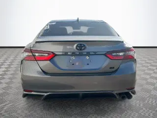 Toyota Camry 2024 SE 4dr Sedán
