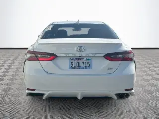 Toyota Camry 2024 SE 4dr Sedán
