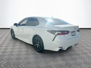 Toyota Camry 2024 SE 4dr Sedán