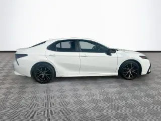 Toyota Camry 2024 SE 4dr Sedán