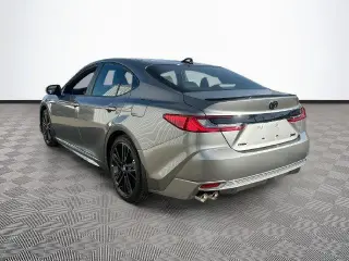 Toyota Camry 2026 SE 4dr Sedán