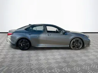 Toyota Camry 2026 SE 4dr Sedán