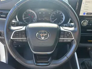 Toyota Highlander 2023 AWD XSE 4dr SUV