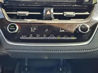 Toyota Corolla 2020 XSE 4dr Sedán