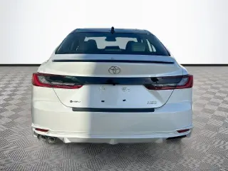 Toyota Camry 2026 SE 4dr Sedan