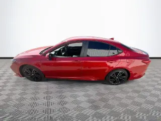 Toyota Camry 2025 SE 4dr Sedán