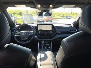Toyota Highlander 2023 XSE 4dr SUV