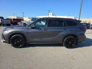 Toyota Highlander 2023 XSE 4dr SUV