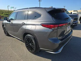 Toyota Highlander 2023 XSE 4dr SUV